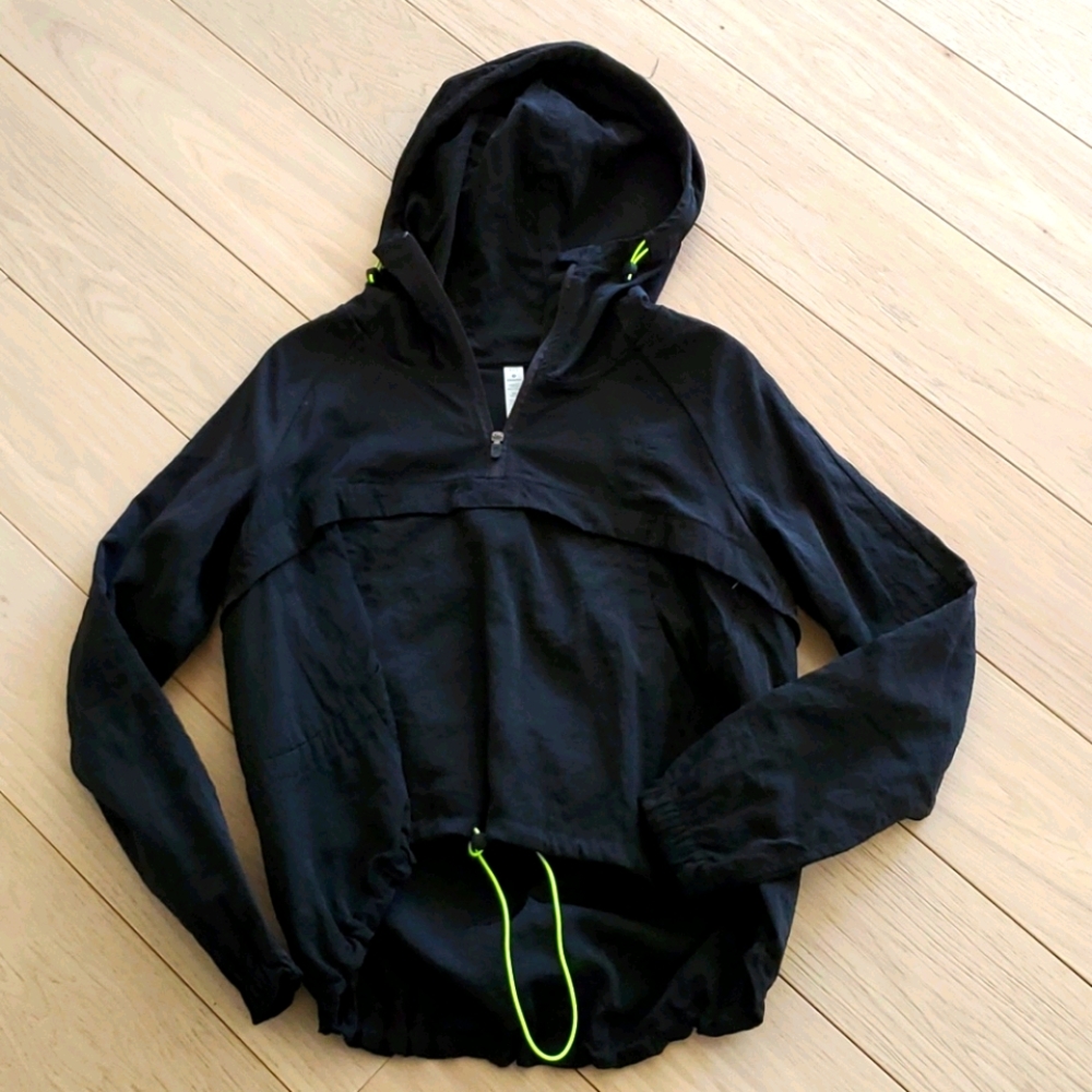 Seek Vista's half zip